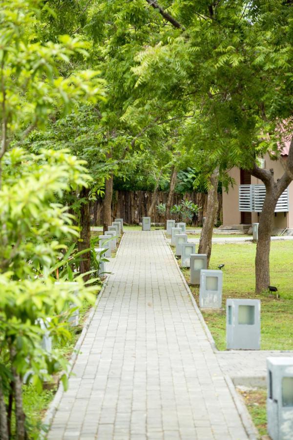 Yala Chalets By Lalan Leisure Kirinda  Exterior foto