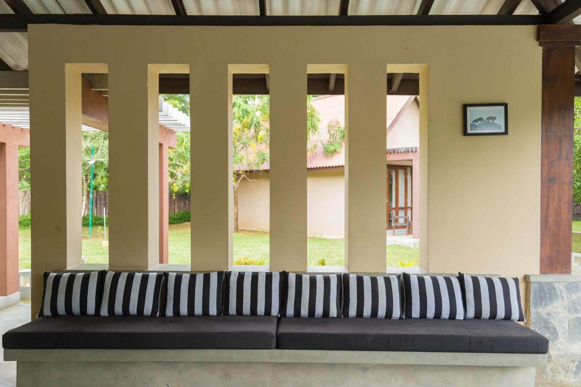 Yala Chalets By Lalan Leisure Kirinda  Exterior foto