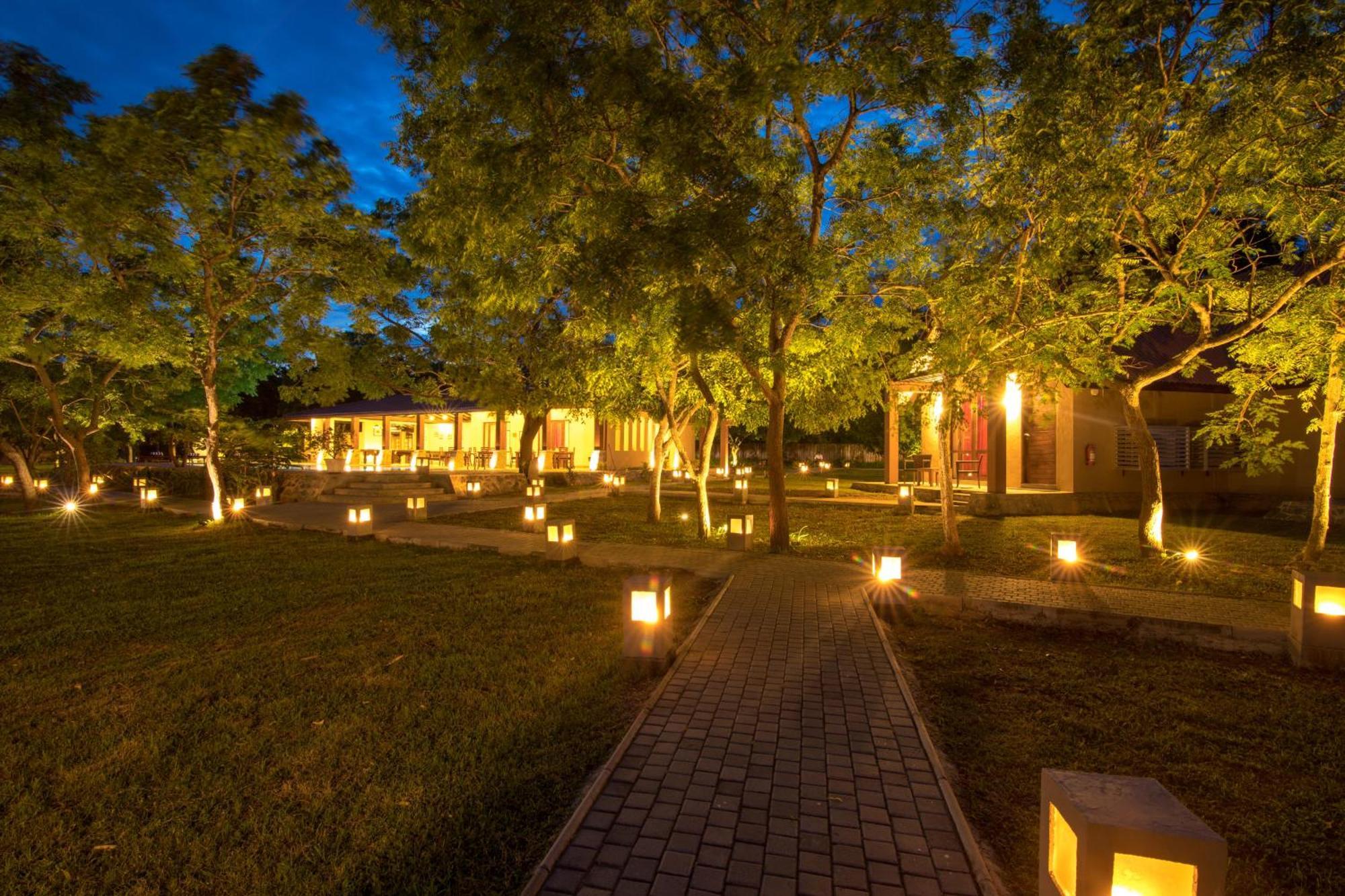 Yala Chalets By Lalan Leisure Kirinda  Exterior foto