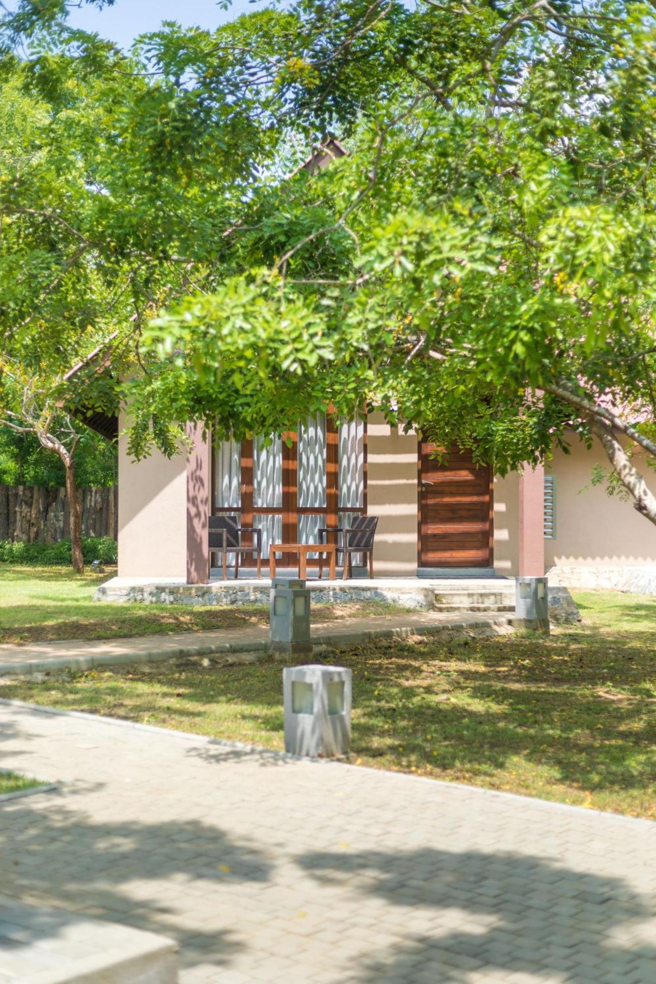 Yala Chalets By Lalan Leisure Kirinda  Exterior foto